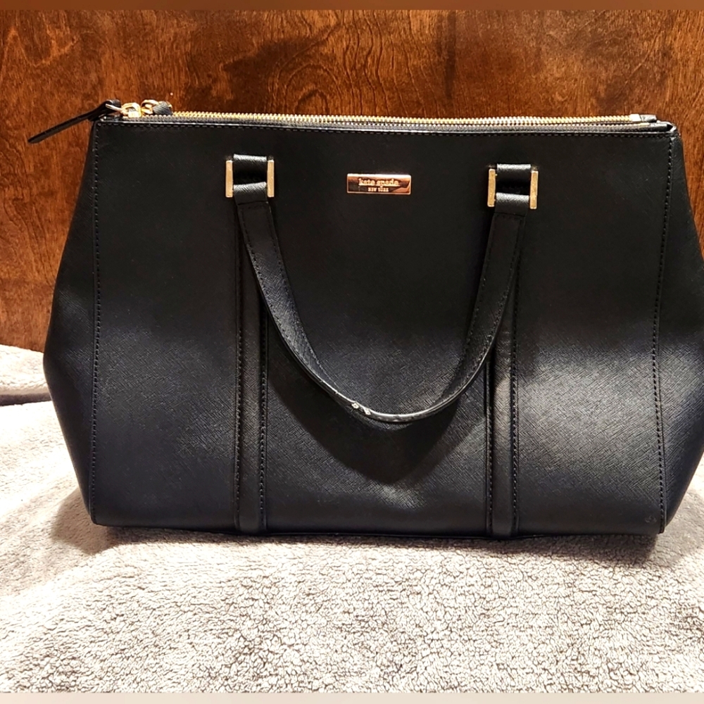 Kate Spade Newbury Lane Leather Purse